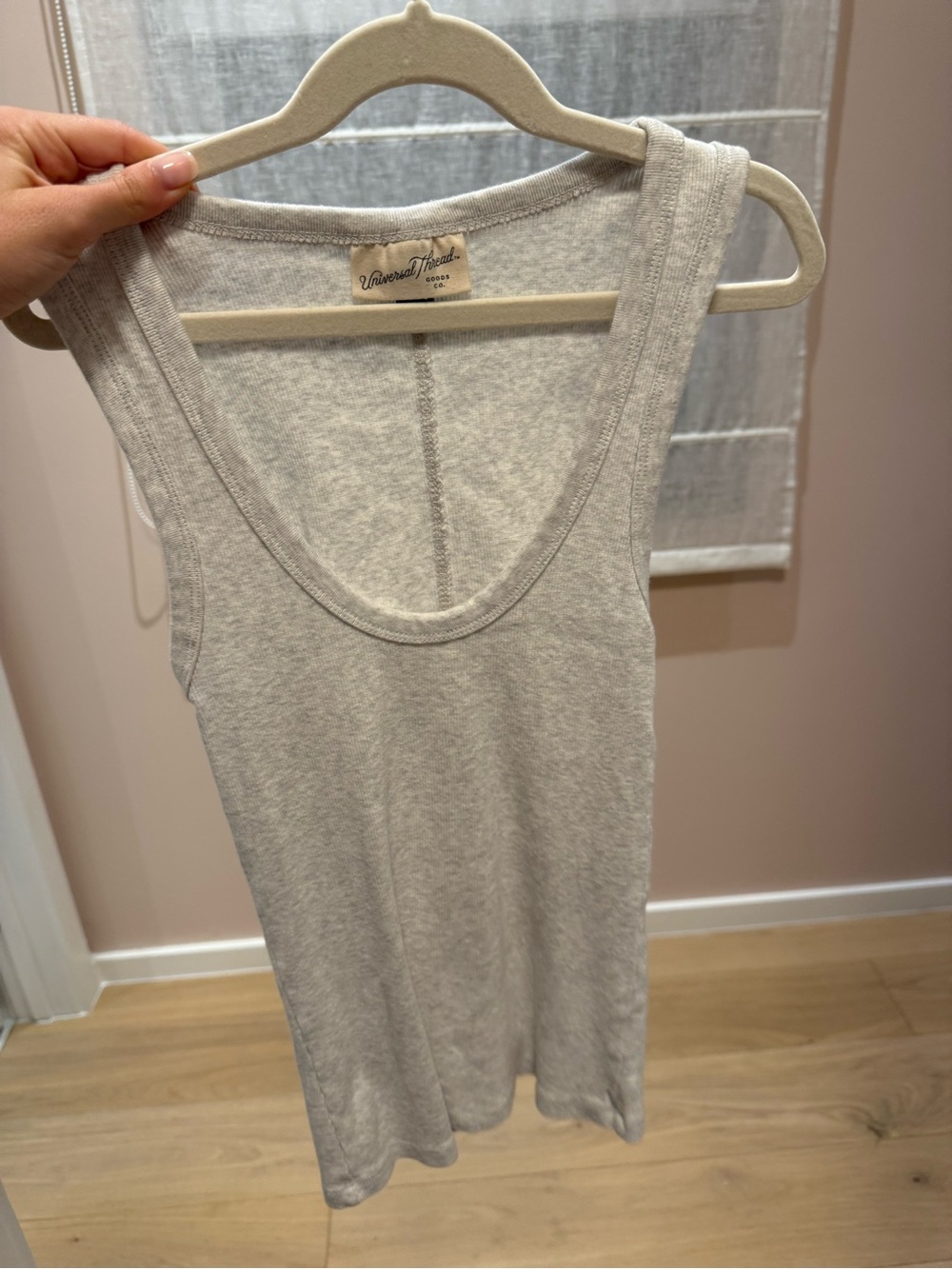 Universal Thread Light Cream Ribbed Scoop Tank